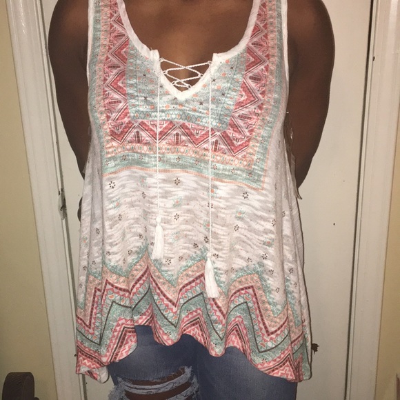 Almost Famous tank top - Picture 2 of 3